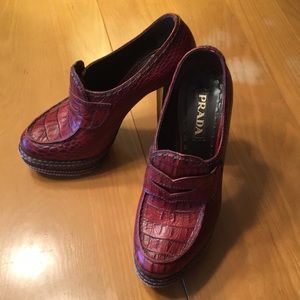 PRADA BURGUNDY HEELS